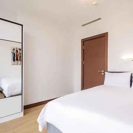 Charming Flat With View In Atasehir Apartment *